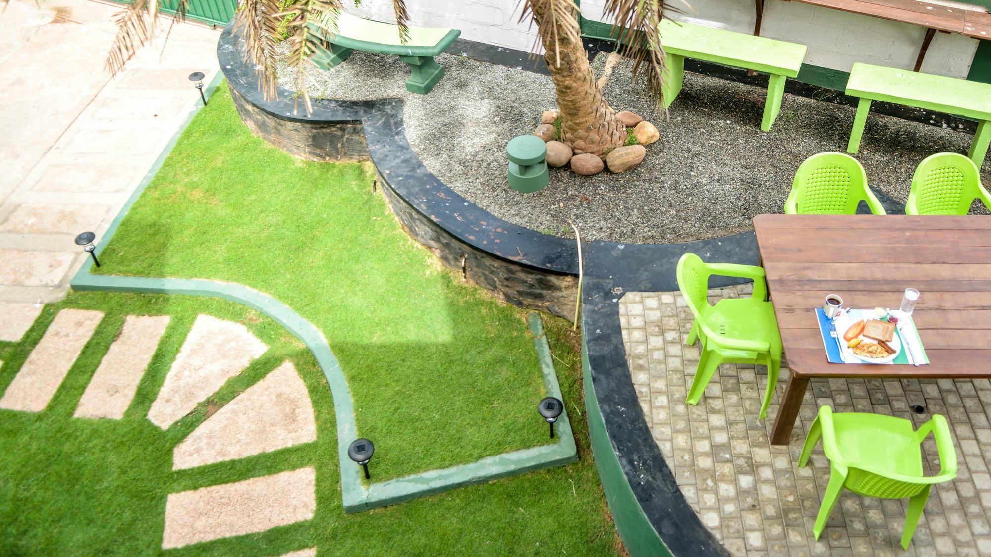 Explore Hostels Negombo Kochchikade Bagian luar foto